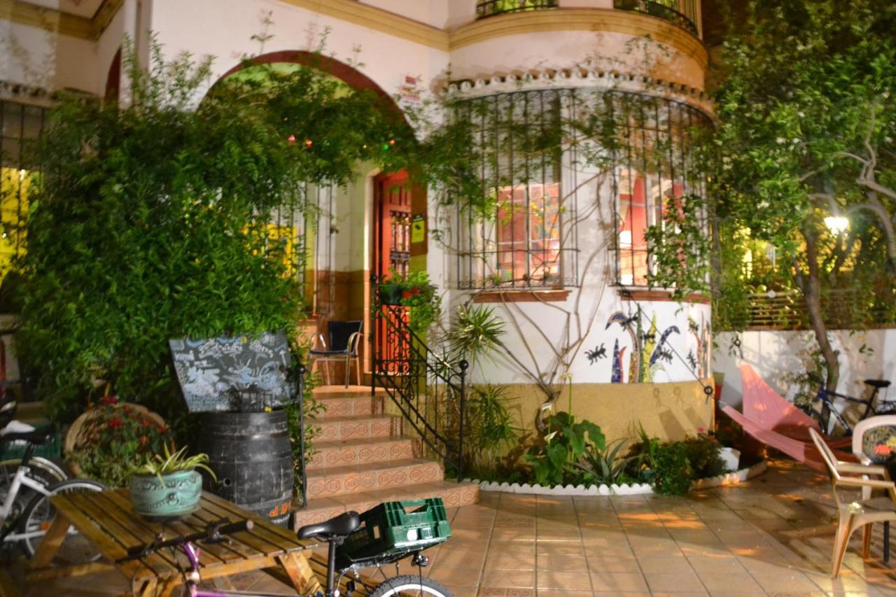 Casa Babylon Backpakers Hostel Málaga Buitenkant foto