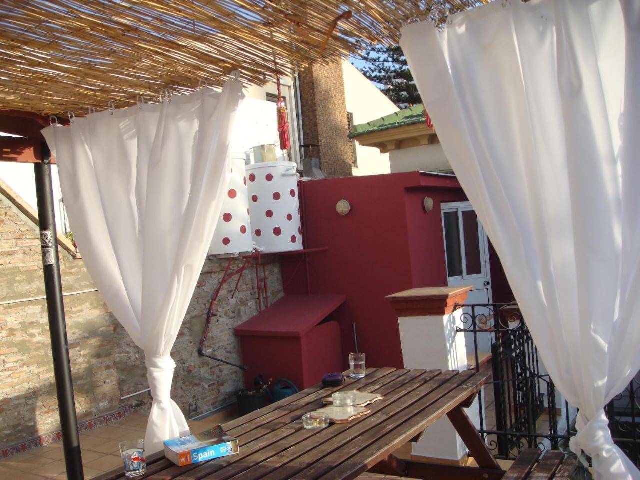 Casa Babylon Backpakers Hostel Málaga Buitenkant foto